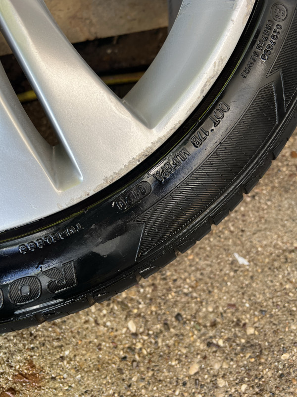Felge i gume mercedes w211 5x112 w212 17 avangarde extra stanje