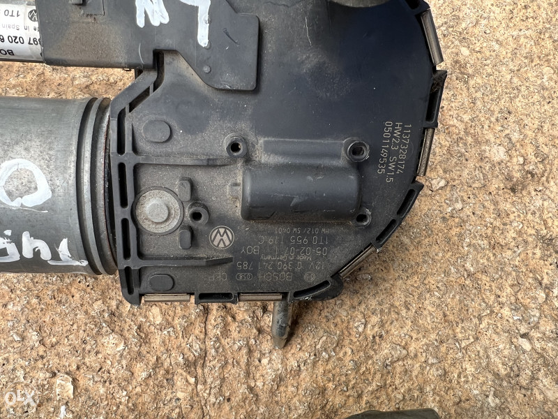 Motor motoric brisaca prednji vw touran turan 2006