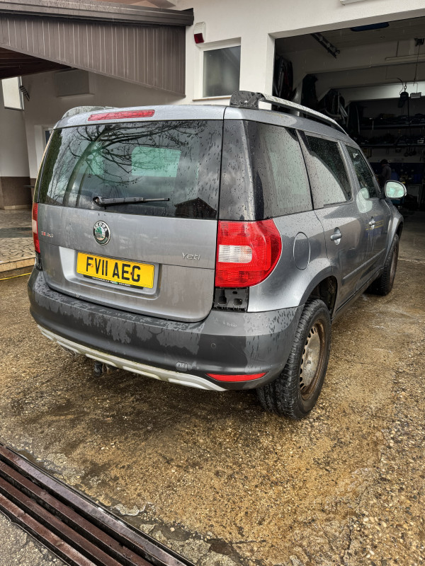 Skoda yeti 4x4 dijelovi 2.0 tdi haldex 2012 navigacija djelovi