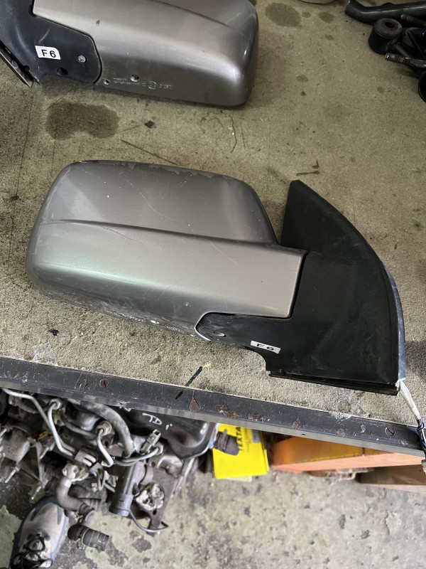 Retrovizori nissan xtrail x trail sivi 2005