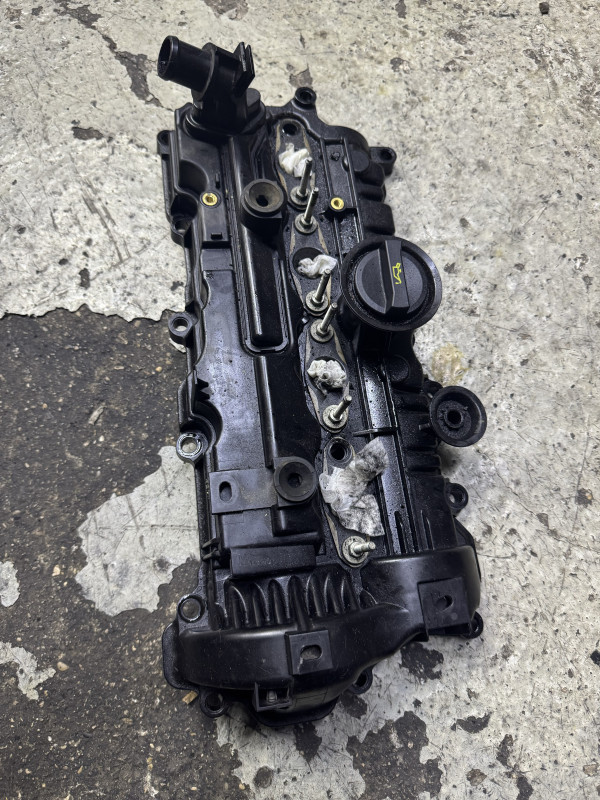 Deklo motora poklopac mazda cx5 6 3 2,2 skyactiv 2015