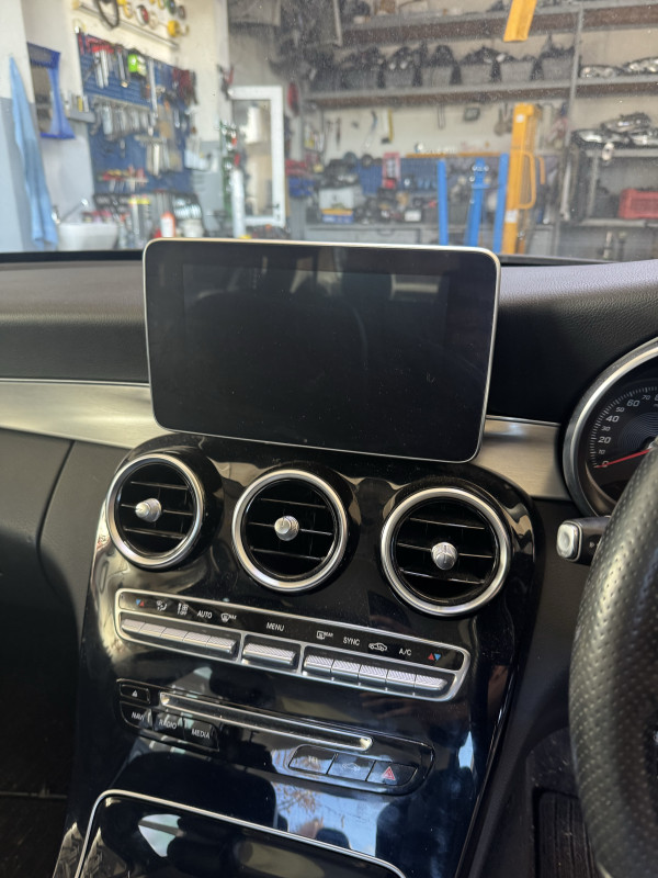 Display ekran veliki mercedes w205 c klasa