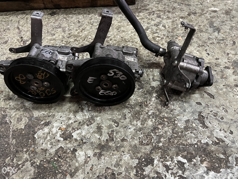 Servo pumpa bmw e60 530d vise komada