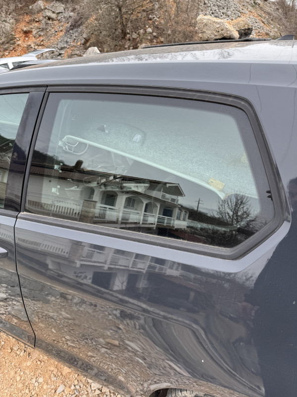 Zadnje bocno staklo golf 7 coupe 2 vrata lijevo desno