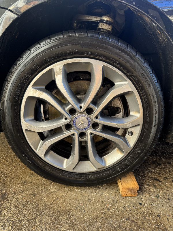 Felge i gume mercedes c klasa w205 sport 5x112 dot 25 17 17ke