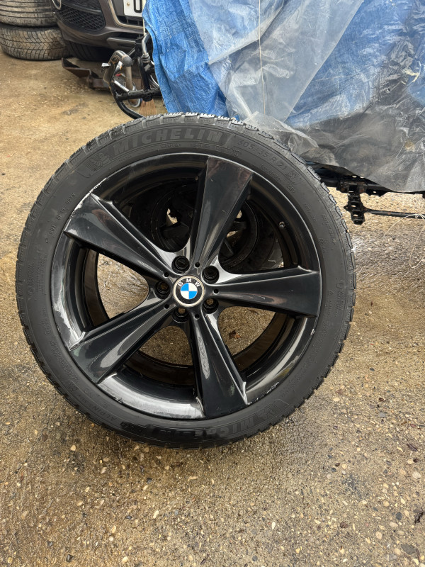 Felge i gume bmw x6 x5 e70 e71 21 zimske gume 5x120