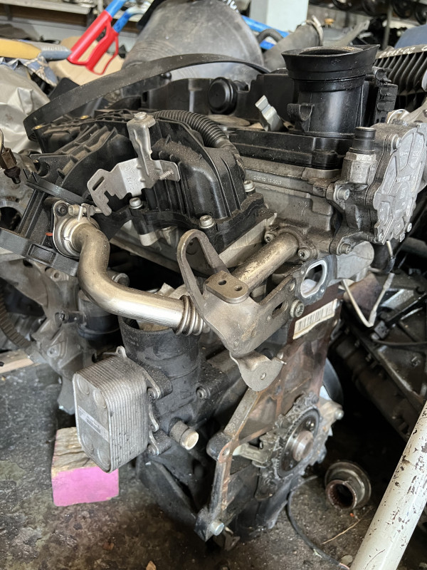 Motor Golf 6 1.6 tdi 77kw cay oznaka 130tkm original