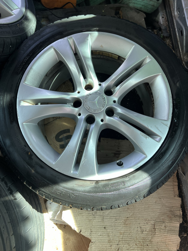 Felge i gume mercedes w211 5x112 w212 17 avangarde extra stanje