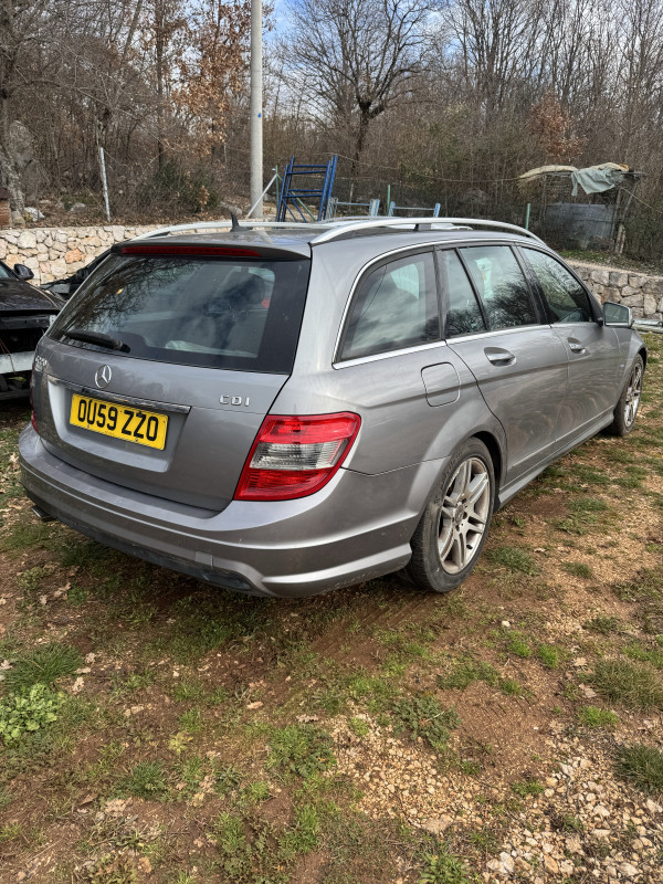 Mercedes c klasa dijelovi om651 2010 amg karavan