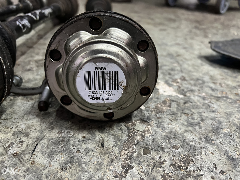 Zadnje polosovine bmw e90 e91 e92 e93 e87 vise kom