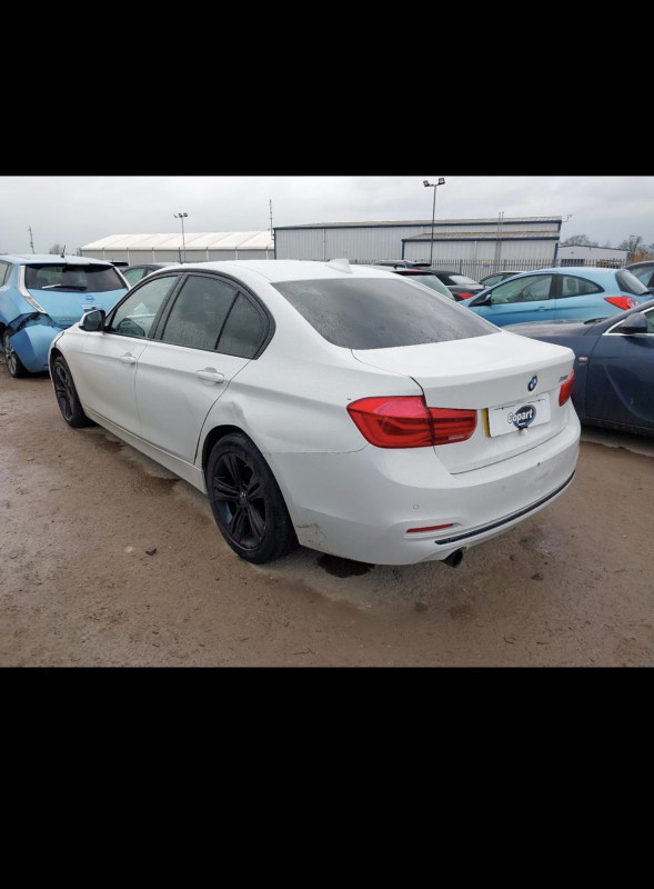 Bmw 318i f30 dijelovi 2017 1.5i b38b15a facelift sport m