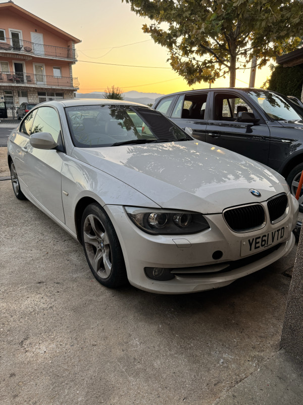 Bmw e92 2011 djelovi dijelovi facelift smedja koza top stanje