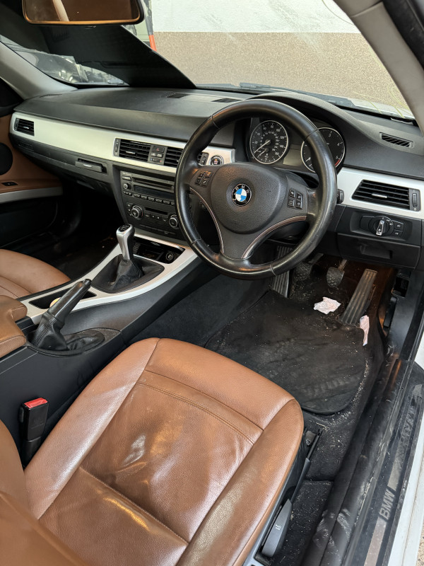 Bmw e92 2011 djelovi dijelovi facelift smedja koza top stanje