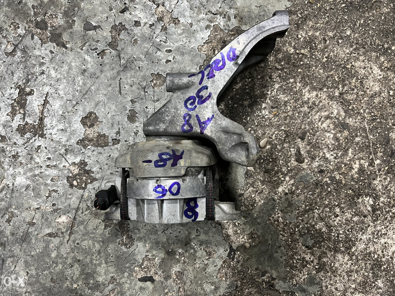 Nosac motora audi a8 3.0d dizel 2006