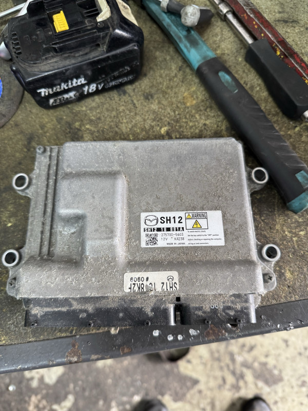 Kompjuter motora ecu mazda 3 6 2,2 2.2 skyactiv 2014 sh12