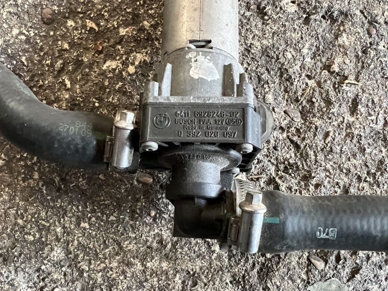 Elektricna pumpa bmw e90 e91 e92 e93 2009 vise komada