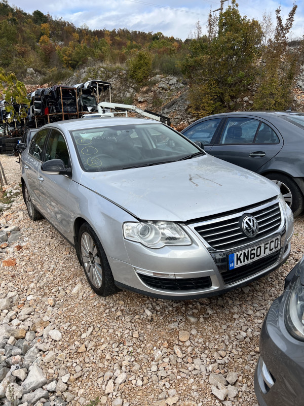 Passat b6 6 dijelovi djelovi 2.0 highline 2010 full 103kw tdi