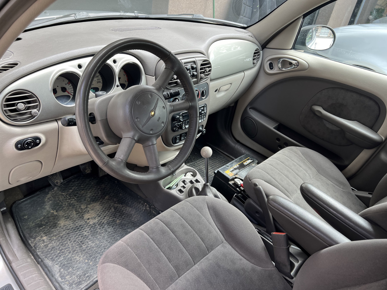 Chrysler pt cruiser dijelovi 2.2 cdi crd 2003 kao novo
