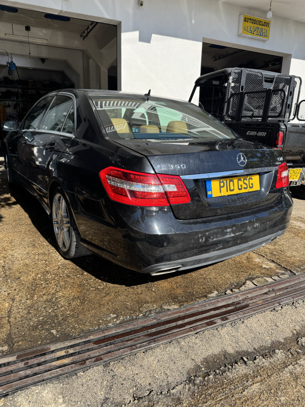 Mercedes w212 dijelovi 350 cdi amg 2010 full
