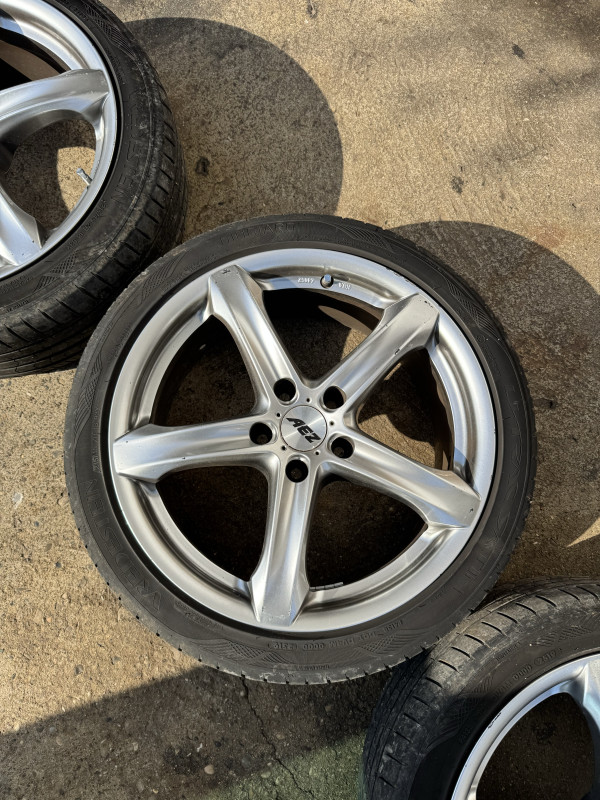 Felge i gume aez japan 5x114,3 mazda honda 18ke 215 45 18 et 45