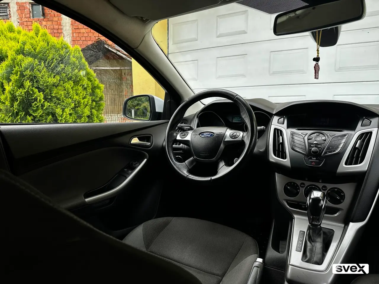 Ford Focus Karavan - Bijeli