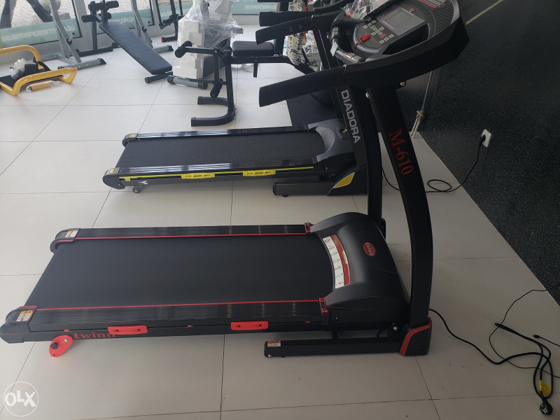 TRAKA ZA TRČANJE Sprava za Vežbanje Fitnes Oprema