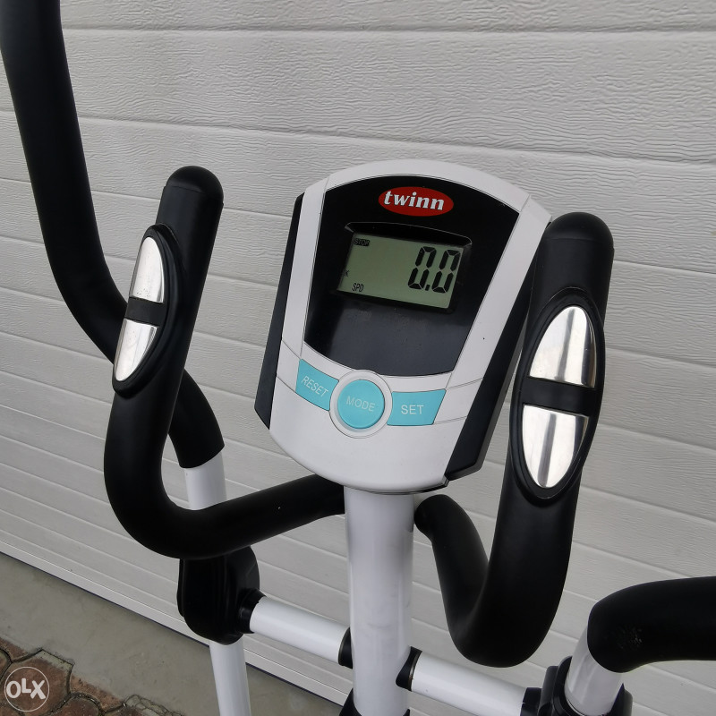 Orbitrek Steper Trenažer Fitness Steperi Orbitreci