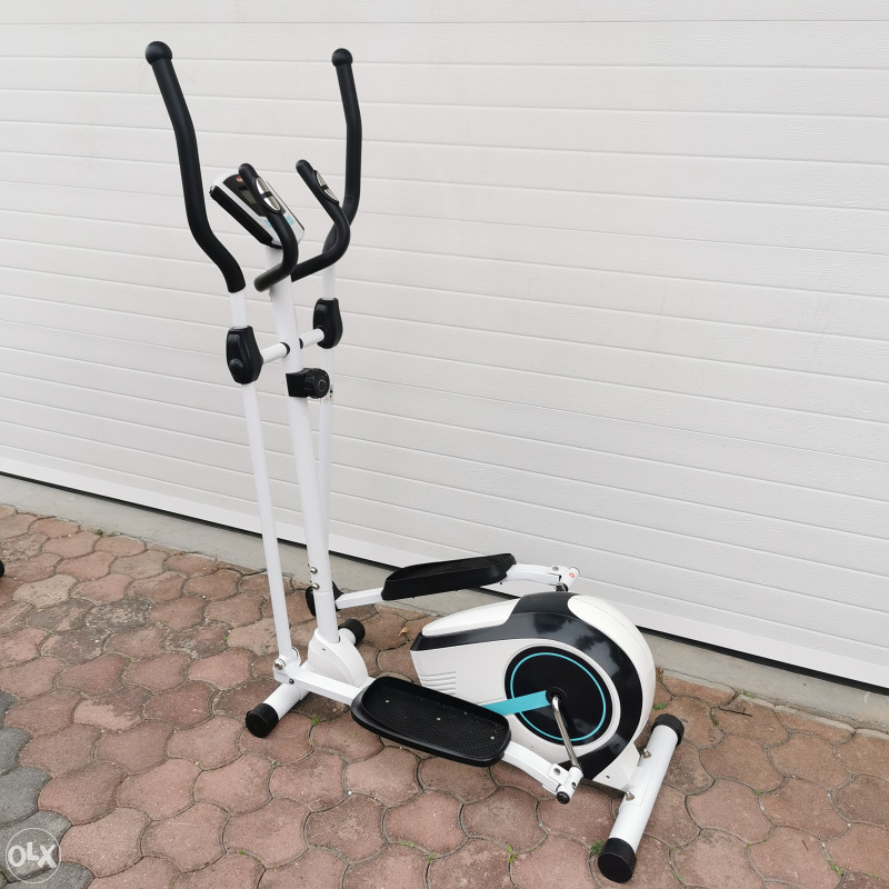 Orbitrek Steper Trenažer Fitness Steperi Orbitreci