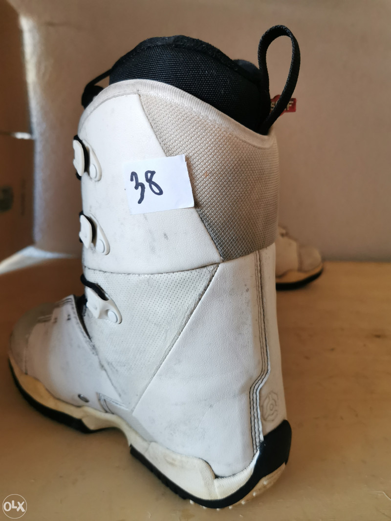BUCE vel. 38 Snowboard Čizme Za Snijeg Board Bord Buca