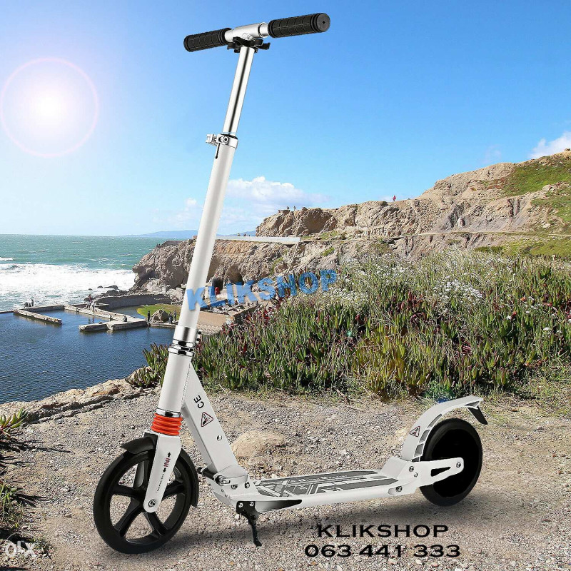 Elektricni Romobil Trotinet Skuter na Struju Trotineti