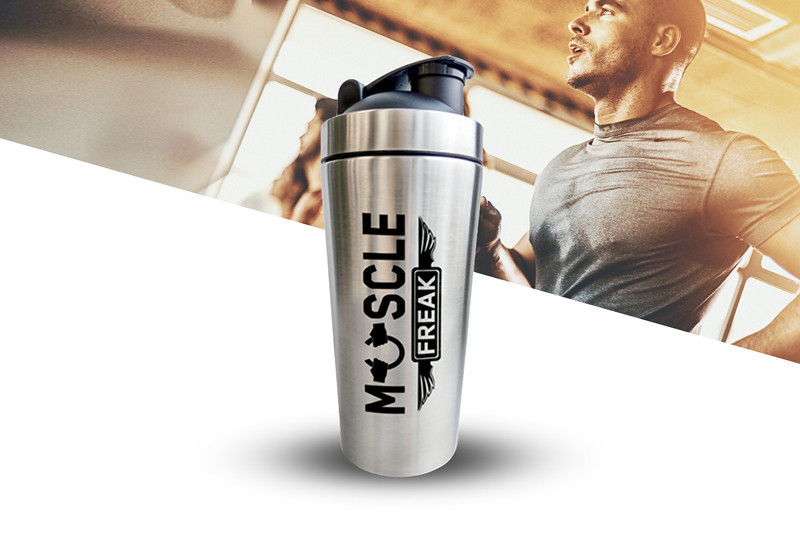Metalni šejker 700ml Protein Shaker Metal za Proteine Proteini