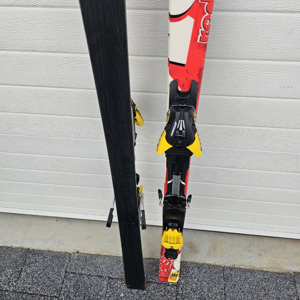 Atomic RACE Skije 165 cm Oprema Za Snijeg Zimska Skijanje 165cm