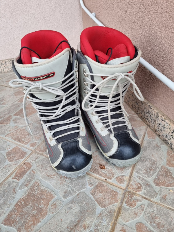 BUCE vel. 45 Snowboard Čizme Za Snijeg Board Bord Buca 45