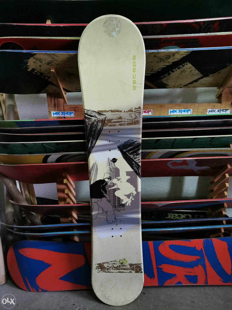 Escape SNOWBOARD Daska Vezovi 133 cm Bord Bordovi Vez