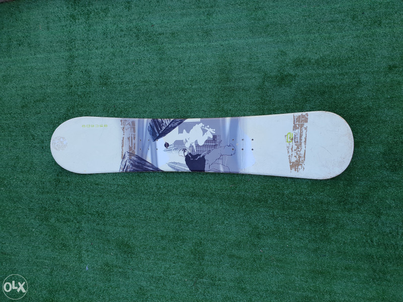 Escape SNOWBOARD Daska Vezovi 133 cm Bord Bordovi Vez
