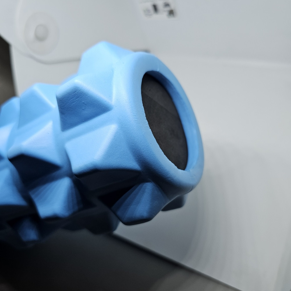 GRID Foam Roler za Masažu 2u1 Puni Masažni Valjak