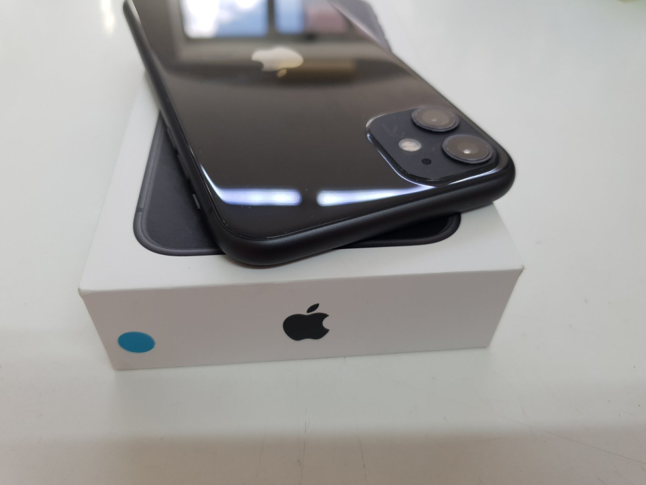Apple iPhone 11