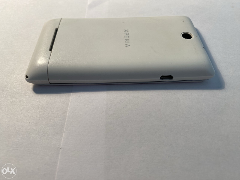 Sony Xperia E
