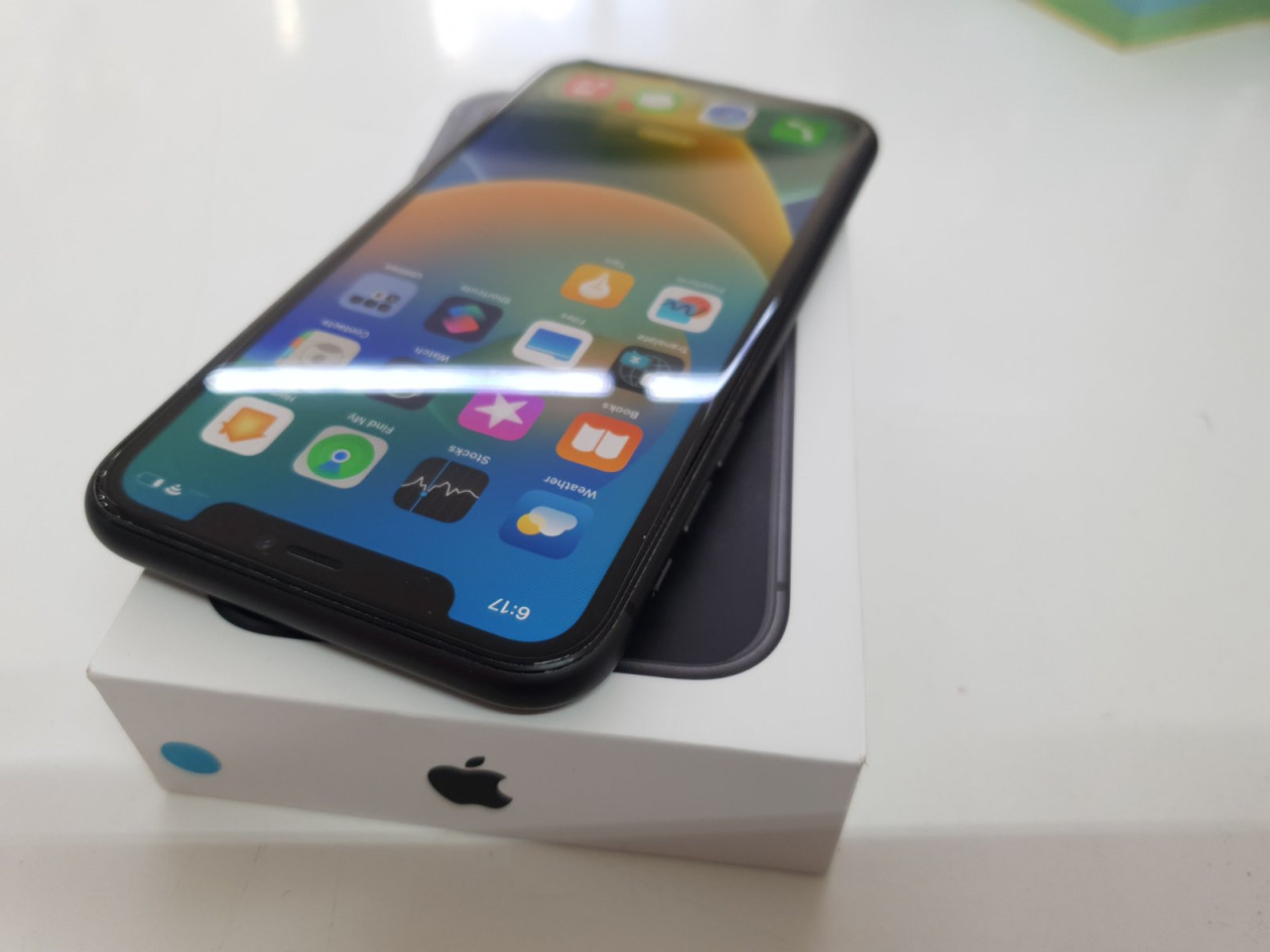 Apple iPhone 11