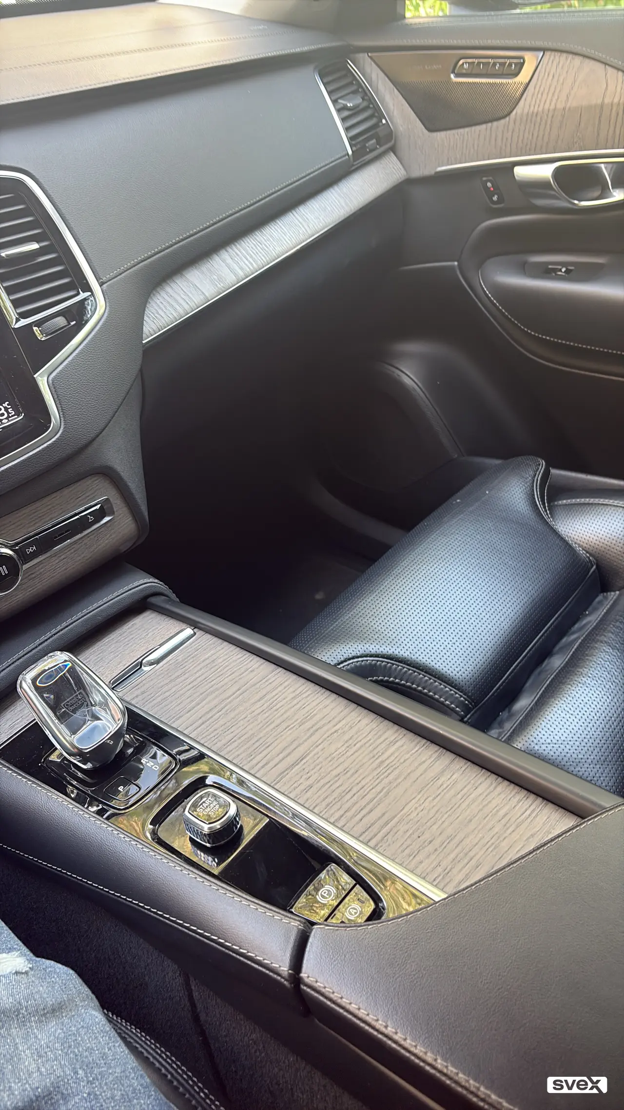 Volvo XC90 2022. Full