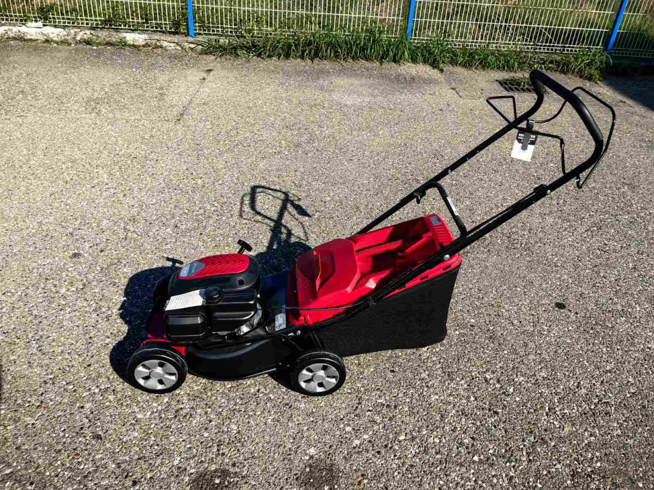 STIGA MOUNTFIELD SP 42 MOTORNA KOSILICA