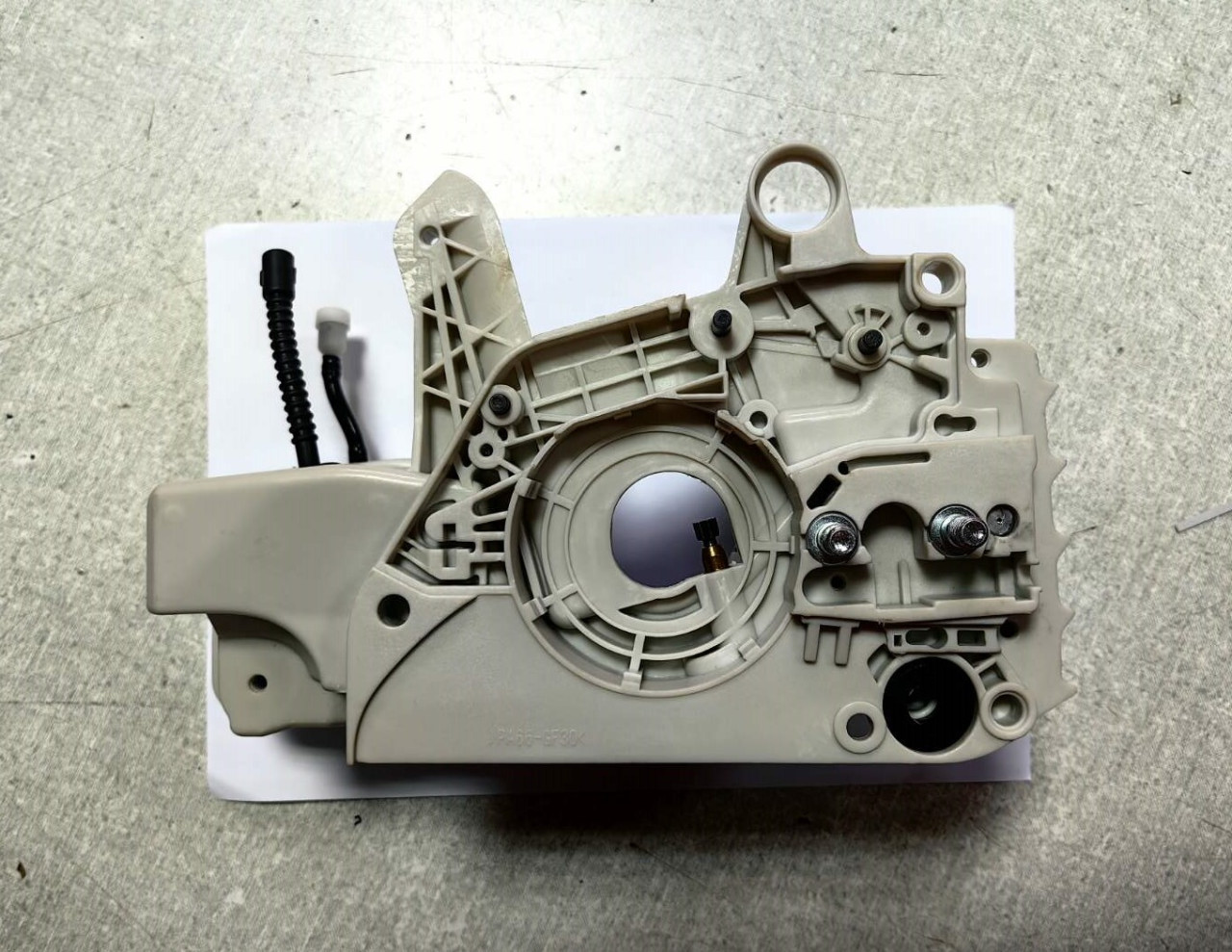 KUCISTE MOTORA STIHL 021 023 025 MS 210 230 250