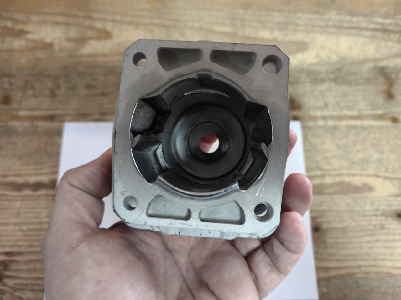 CILINDAR KLIP KARIKE ZA TRIMER STIHL FS 450 Fi 44 mm