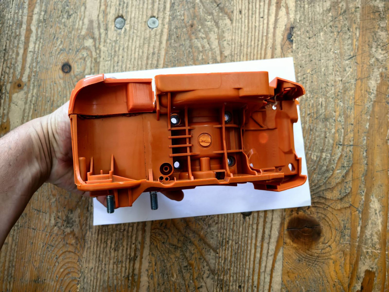 KUCISTE MOTORA HUSQVARNA 340 345 350