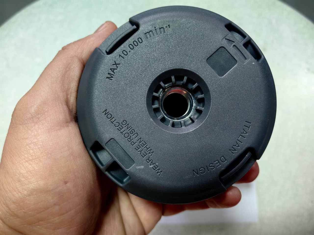 GLAVA TRIMER UNIVERZALNA D-102 EASY FEED BEZ ADAPTERA