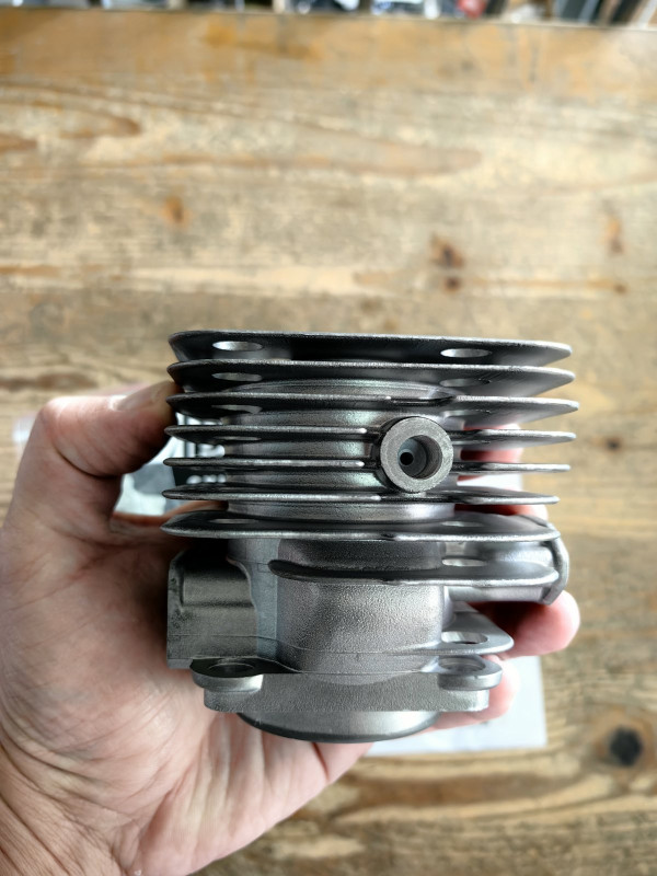 CILINDAR KLIP KARIKE HUSQVARNA 272 fi 52 mm METEOR