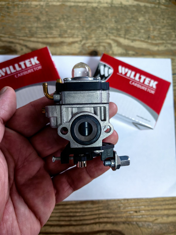 KARBURATOR KINESKI TRIMER VILLAGER BC 1250 FARM DEMON AGM D=10mm