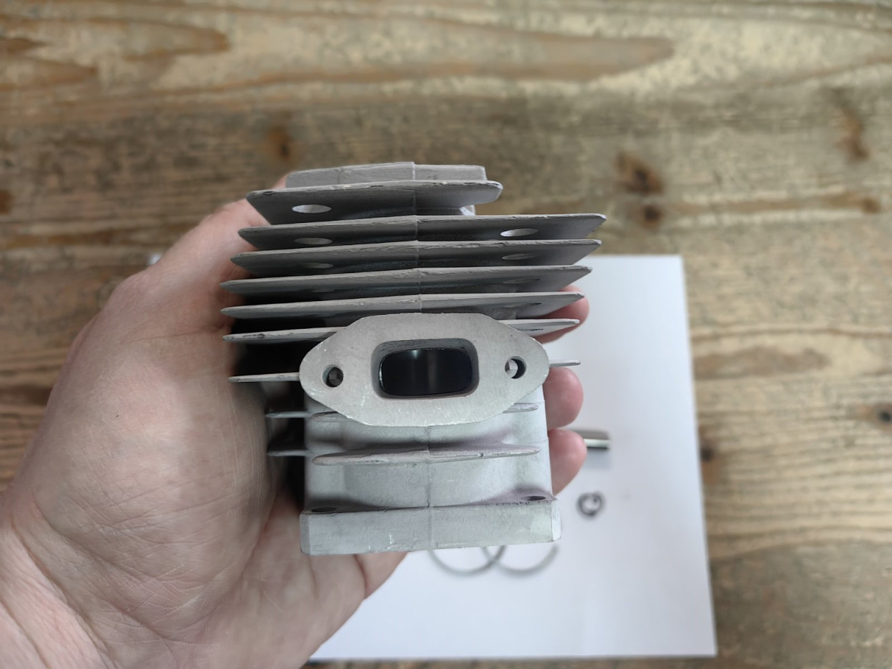 CILINDAR KLIP I KARIKE STIHL FS 220 280 290 Fi 40 mm