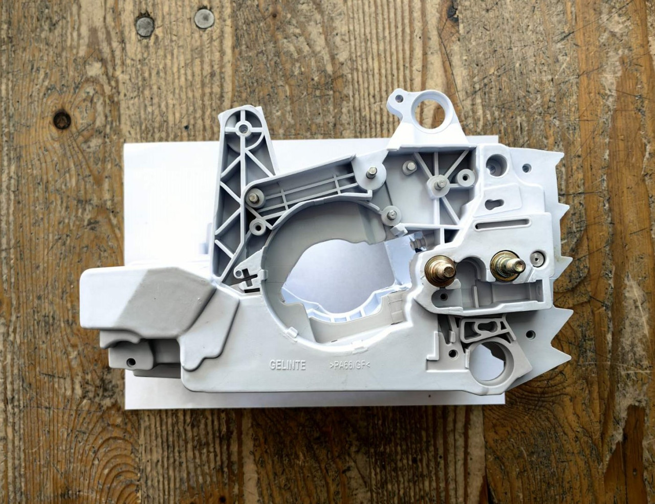 KUCISTE MOTORA STIHL 029 039 MS 290 310 390