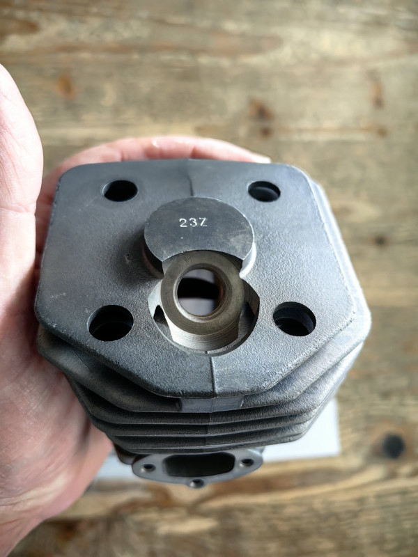 CILINDAR KLIP KARIKE HUSQVARNA 154 254 fi 45 mm METEOR